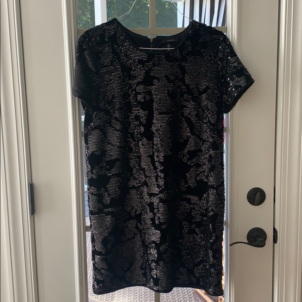 Forever 21 black sequin and velvet dress